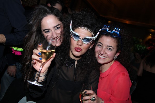 NYE Cassis